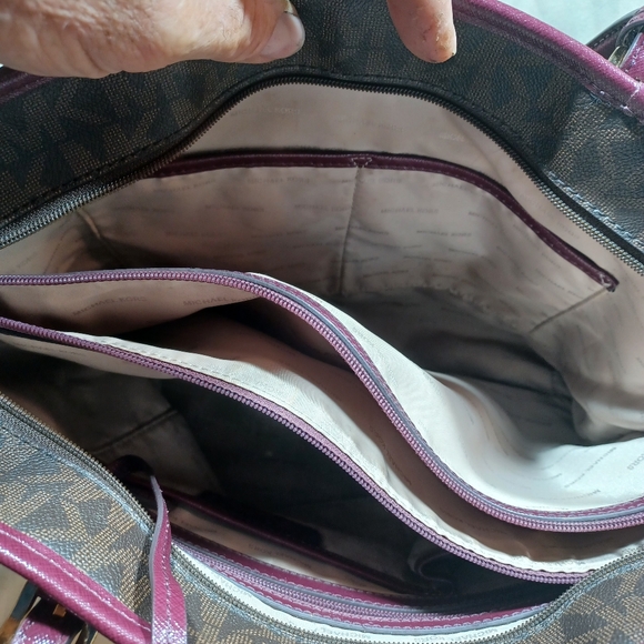 Michael kors tote - Picture 11 of 11